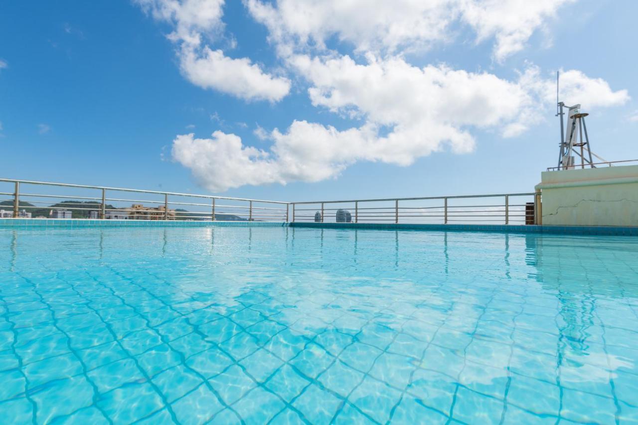 Wenhao Seaview Hotel Sanya Exterior photo